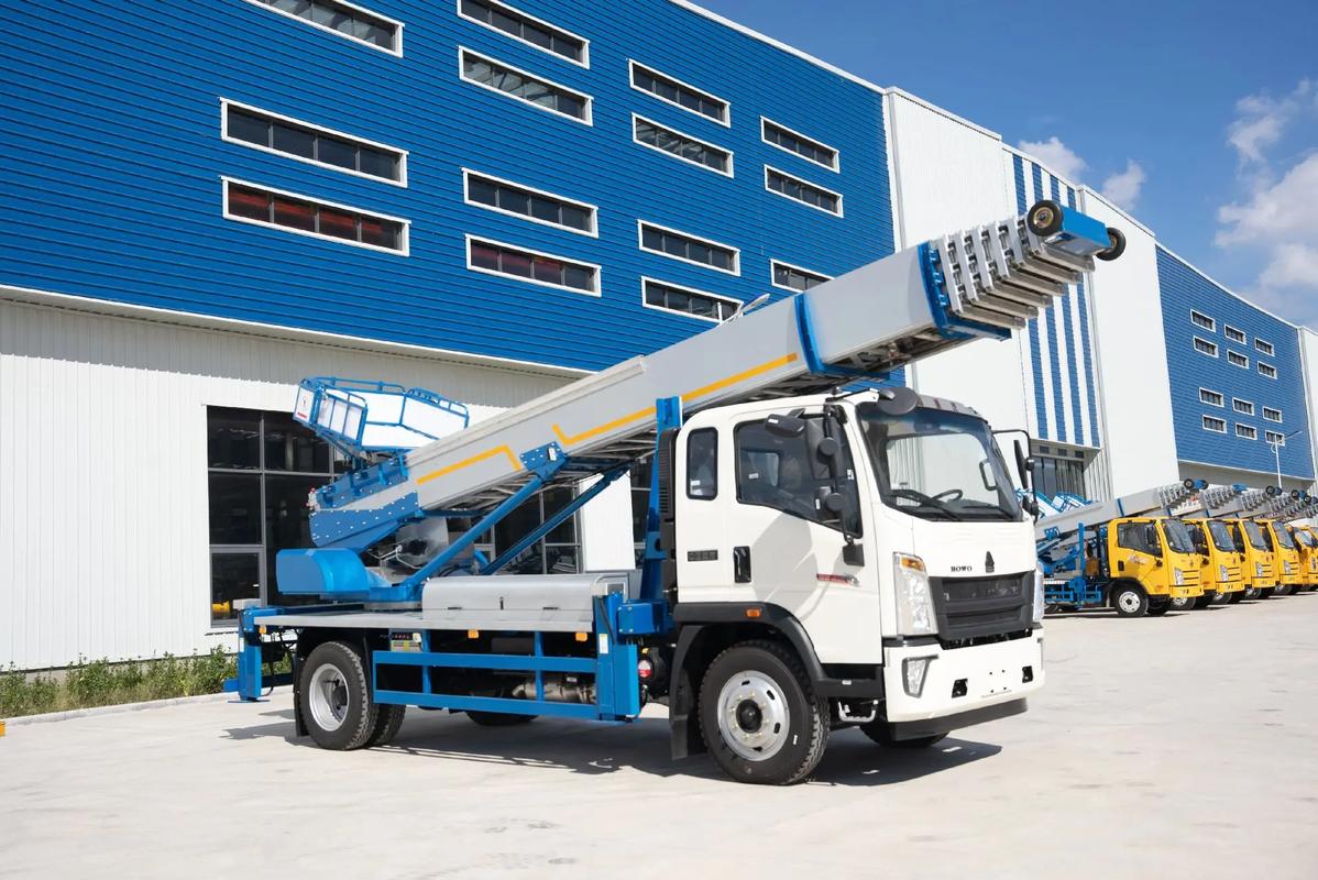 长安镇出租云梯车高空作业车 建筑垃圾搬运