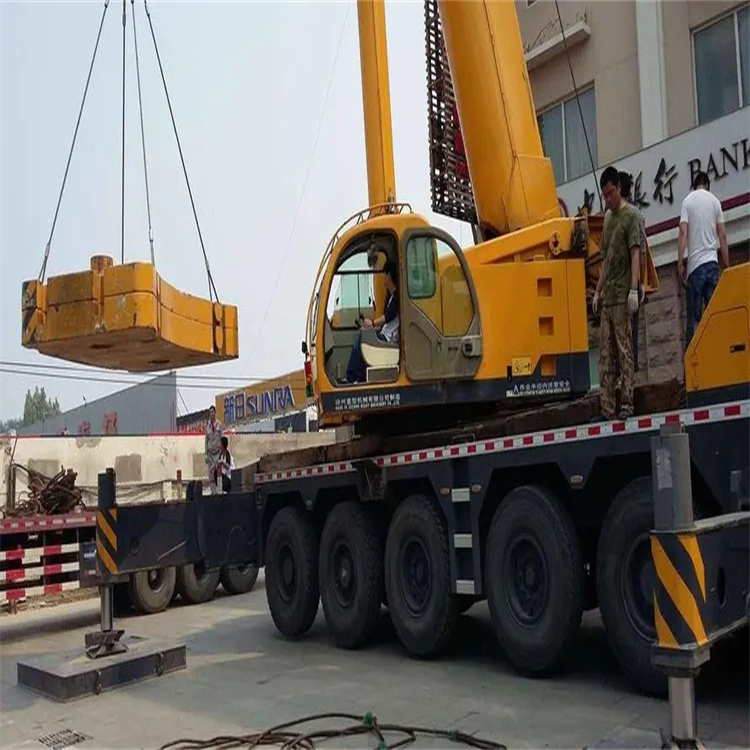 长安镇当地吊车出租|机器吊装|75吨|工厂搬迁服务